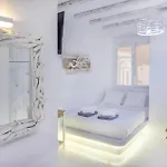 Limani Lux